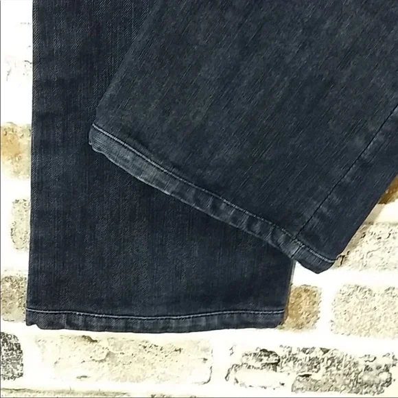 Like new DL1961 Milano Boot jean, sz26 - Picture 9 of 12